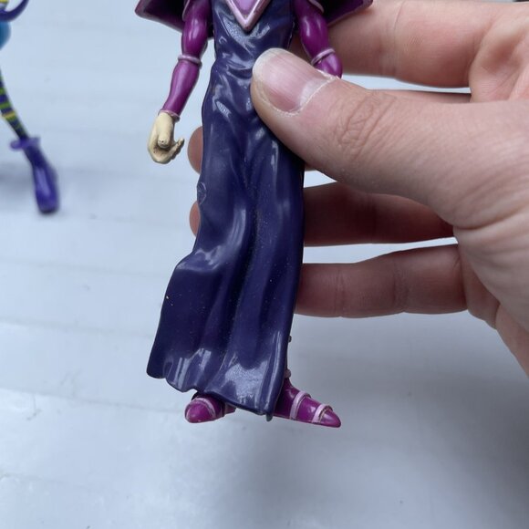 VINTAGE  Saggi The Clown + Dark Magician Yu Gi Oh Action 1996 Kazuki Takahashi - Picture 7 of 16